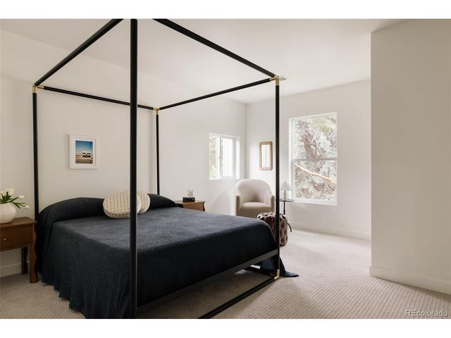 245 Albion St, Denver, CO 80220