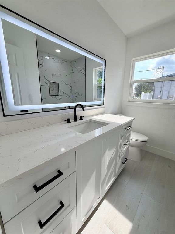 Image 24 of property listing at 3117 W LEROY STREET, Tampa, FL 33607