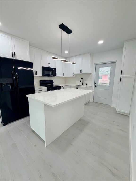 Image 25 of property listing at 3117 W LEROY STREET, Tampa, FL 33607