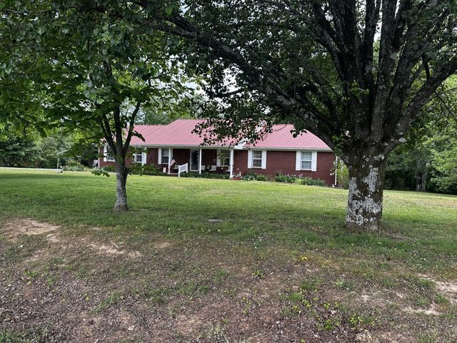 91 Lambs Ferry Rd, Loretto, TN 38469