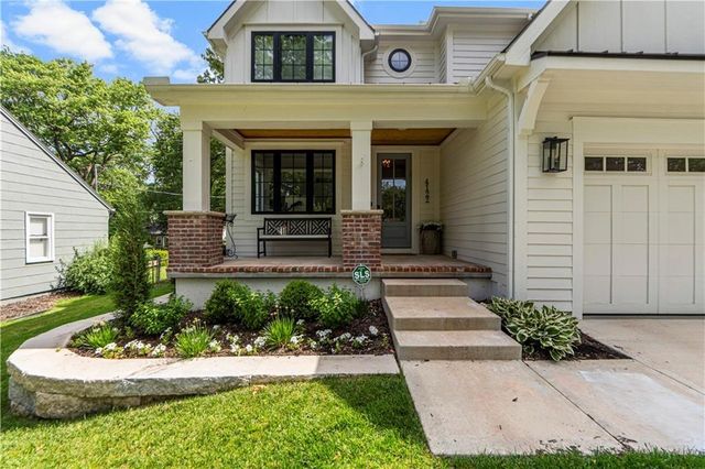 4122 W 73rd Terrace, Prairie Village, KS 66208