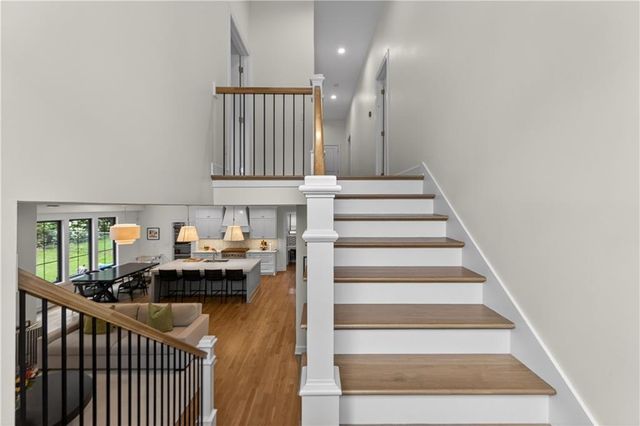 4122 W 73rd Terrace, Prairie Village, KS 66208