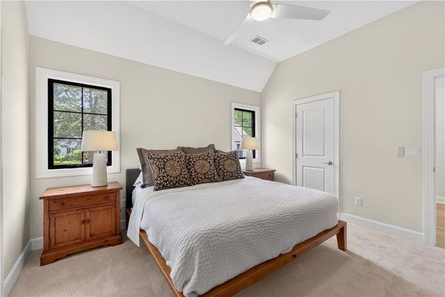 4122 W 73rd Terrace, Prairie Village, KS 66208