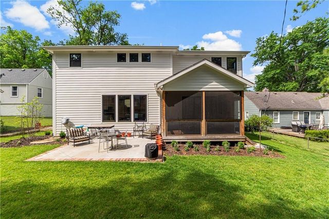 4122 W 73rd Terrace, Prairie Village, KS 66208