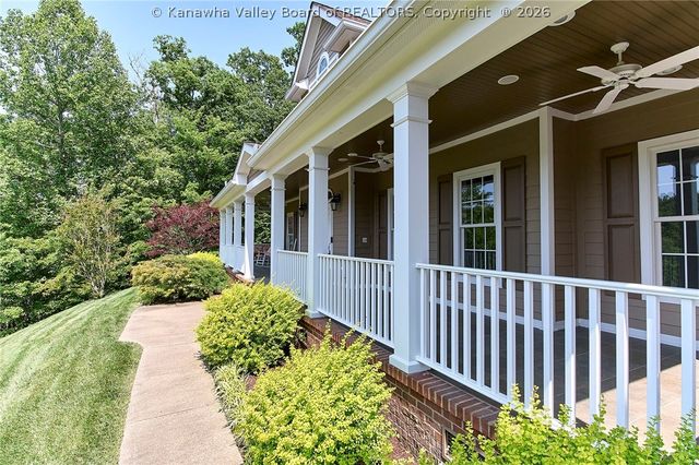 111 Graff Lane, Charleston, WV 25304