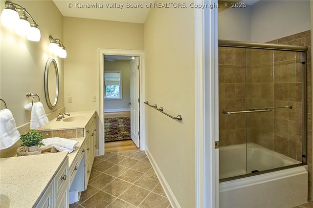 111 Graff Lane, Charleston, WV 25304