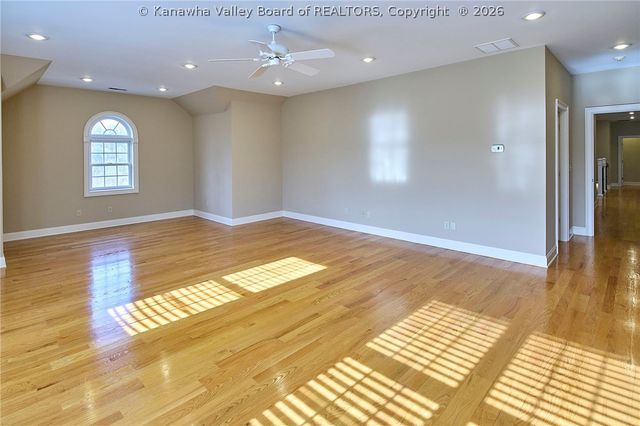 111 Graff Lane, Charleston, WV 25304