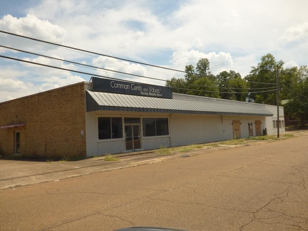 202 N Jackson Street, Brookhaven, MS 39601