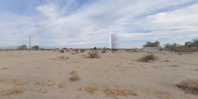 2356 Sand Flower Avenue, Thermal, CA 92274