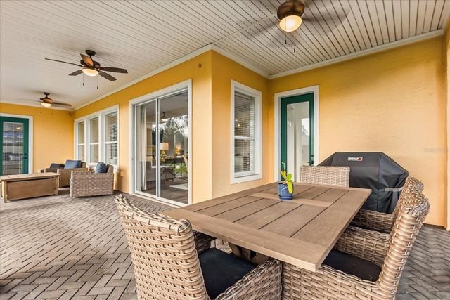 25612 HAWKS RUN LANE, Sorrento, FL 32776