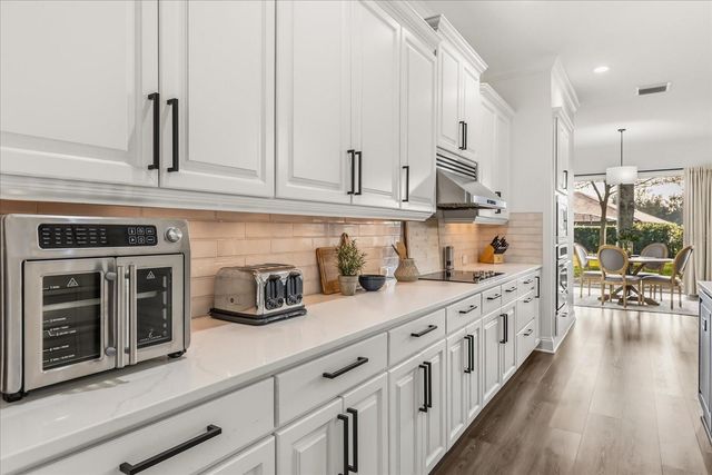 25612 HAWKS RUN LANE, Sorrento, FL 32776