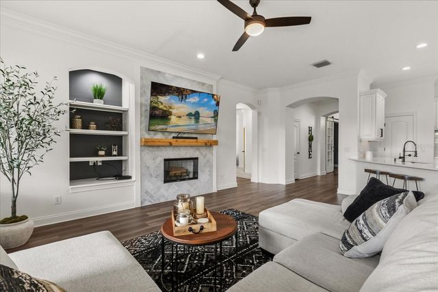 25612 HAWKS RUN LANE, Sorrento, FL 32776