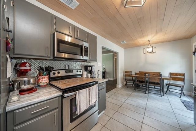 11300 County Road 2326, Tyler, TX 75707