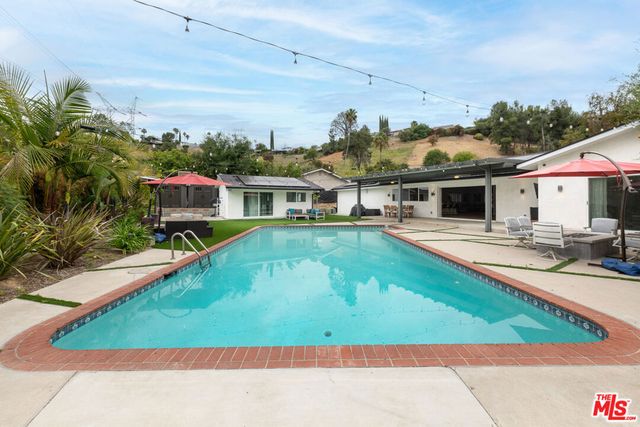 4629 Cerro Verde Place, Tarzana, CA 91356