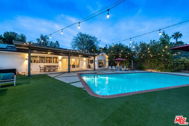 4629 Cerro Verde Place, Tarzana, CA 91356