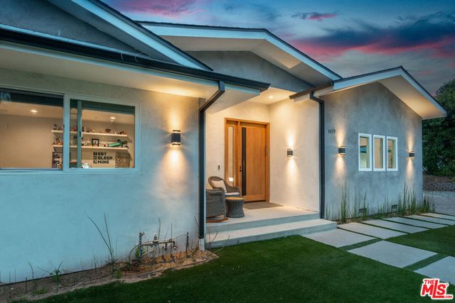 4629 Cerro Verde Place, Tarzana, CA 91356