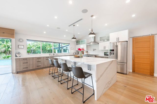 4629 Cerro Verde Place, Tarzana, CA 91356