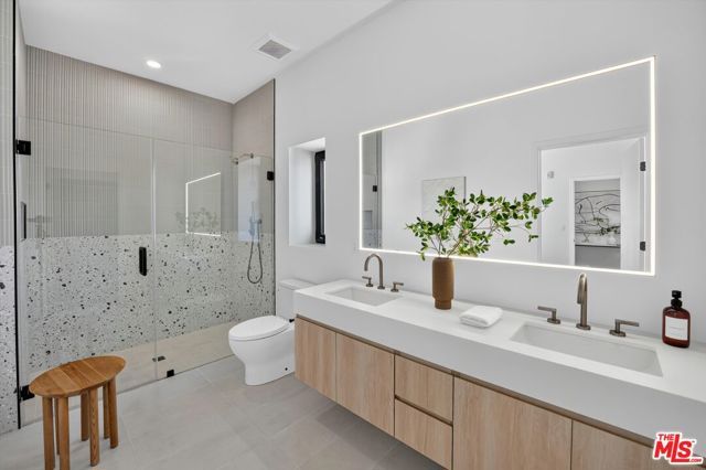 904 S New Hampshire Avenue PH-3, Los Angeles, CA 90006