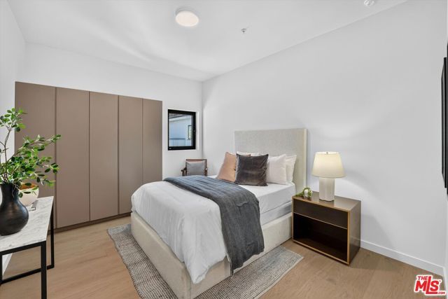 904 S New Hampshire Avenue PH-3, Los Angeles, CA 90006