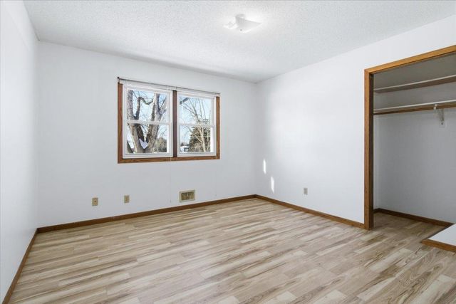 3525 Vermillion Street, Hastings, MN 55033