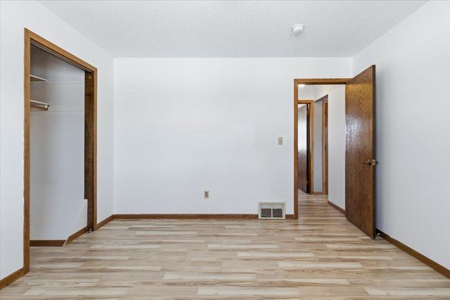 3525 Vermillion Street, Hastings, MN 55033