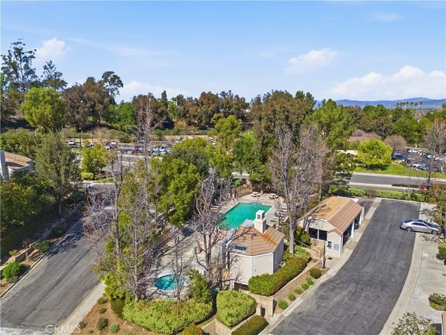 24514 Mcbean Parkway 52, Valencia, CA 91355
