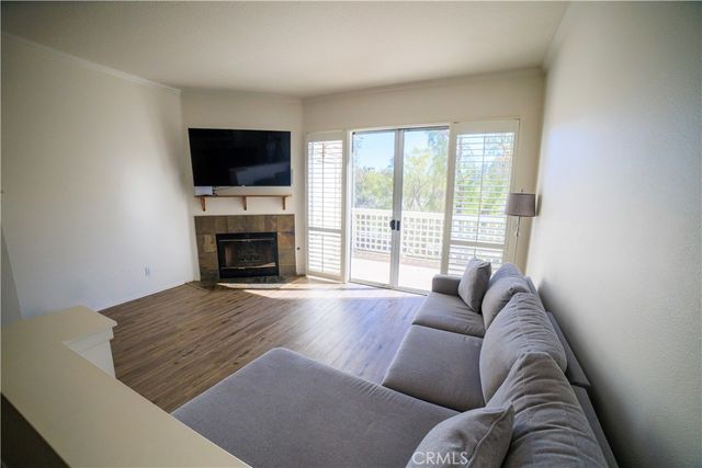 24514 Mcbean 52, Valencia, CA 91355