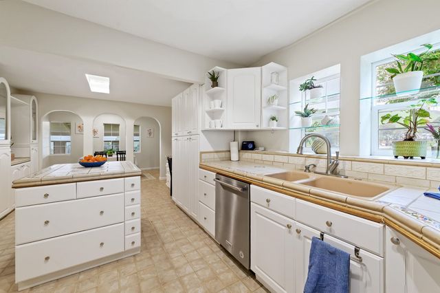 3326 Dyer Rd, Livermore, CA 94551