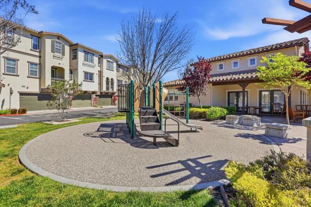 34170 Via Torino, Fremont, CA 94555