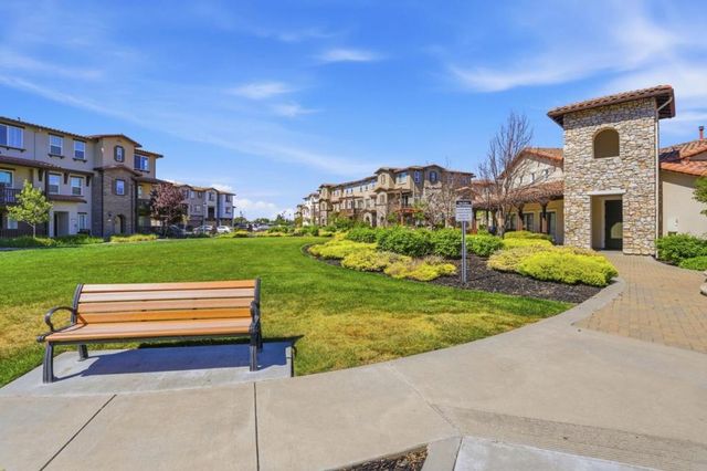 34170 Via Torino, Fremont, CA 94555