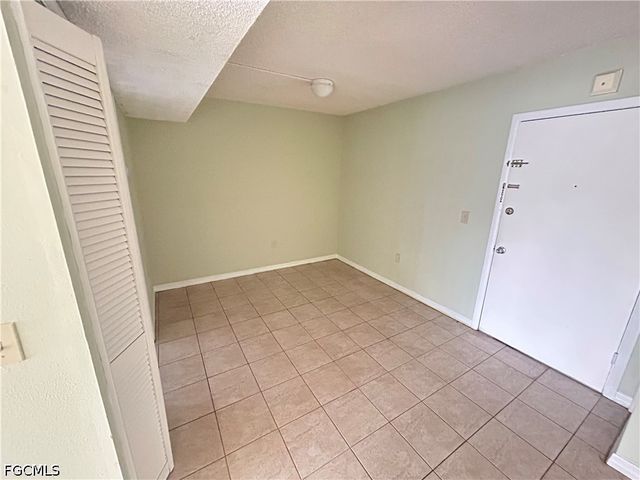 3706 Broadway 18, Fort Myers, FL 33901