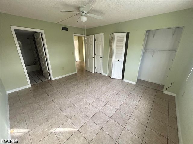 3706 Broadway 18, Fort Myers, FL 33901