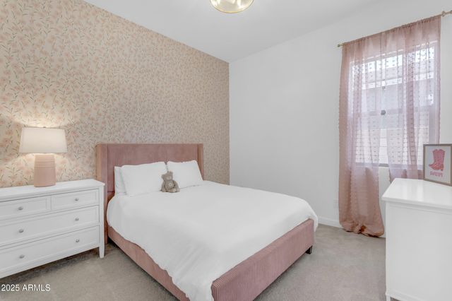 22634 E ROUNDUP Way, Queen Creek, AZ 85142