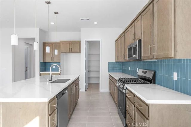 6318 Rainy Pass, Hesperia, CA 92345