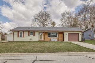 308 River Hills DRIVE, Sheboygan Falls, WI 53085