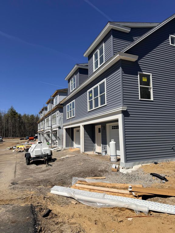 15 Creekside Court 8, Kennebunk, ME 04043 — photo 4