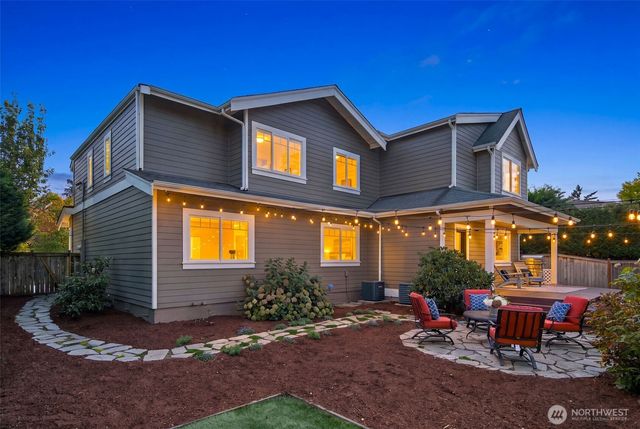 9620 NE 26th Street, Clyde Hill, WA 98004