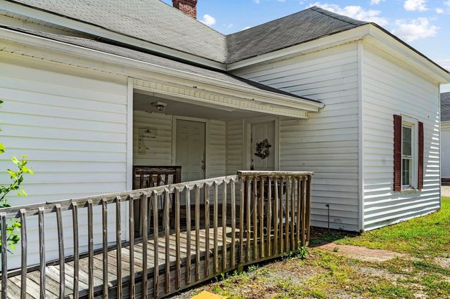 209 W Front Street, Lillington, NC 27546