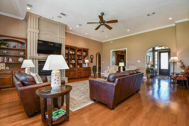 5427 Weston Drive, Fulshear, TX 77441