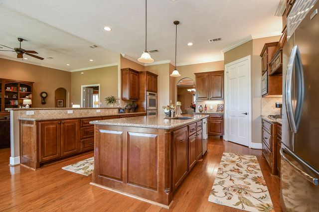 5427 Weston Drive, Fulshear, TX 77441