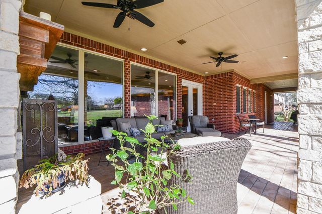 5427 Weston Drive, Fulshear, TX 77441