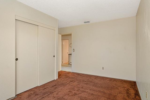 7326 Winnett Way, Sacramento, CA 95823