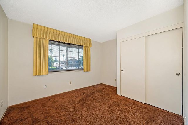 7326 Winnett Way, Sacramento, CA 95823