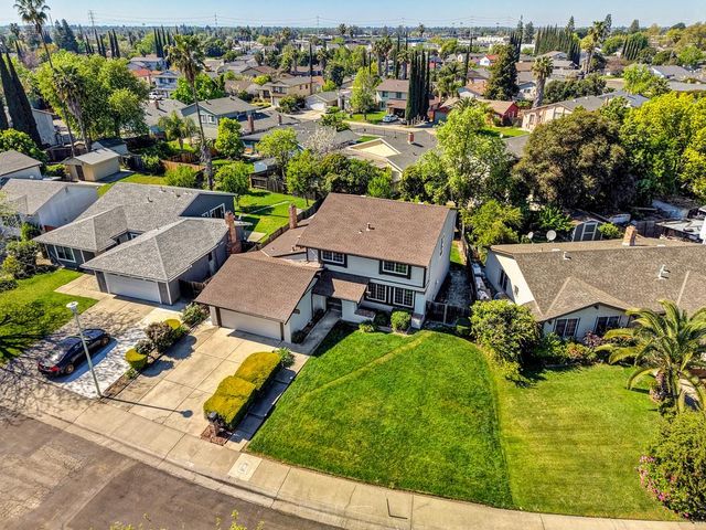 7326 Winnett Way, Sacramento, CA 95823
