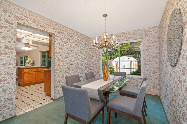 7326 Winnett Way, Sacramento, CA 95823