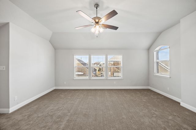 8402 Watersway Drive, Rowlett, TX 75088