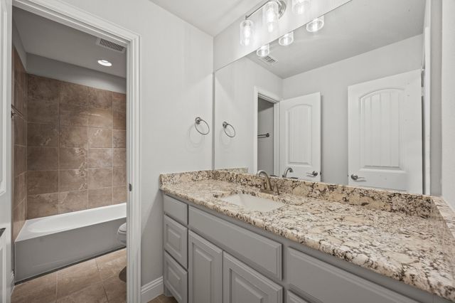 8402 Watersway Drive, Rowlett, TX 75088