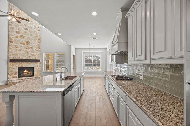 8402 Watersway Drive, Rowlett, TX 75088