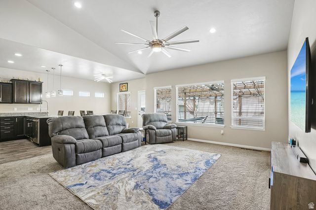 1168 E CANYON DR, South Weber, UT 84405