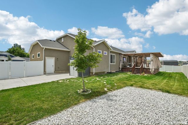 1168 E CANYON DR, South Weber, UT 84405